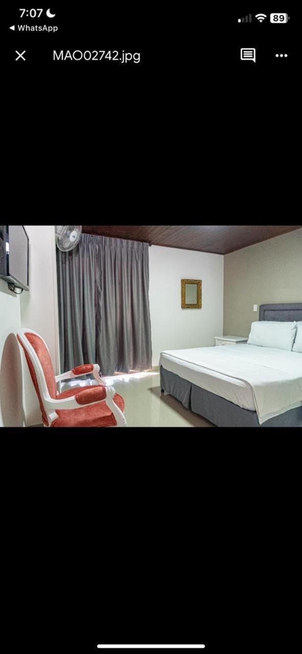 Hotel Suite Santa Rosa Санта-Роса-де-Кабаль Экстерьер фото